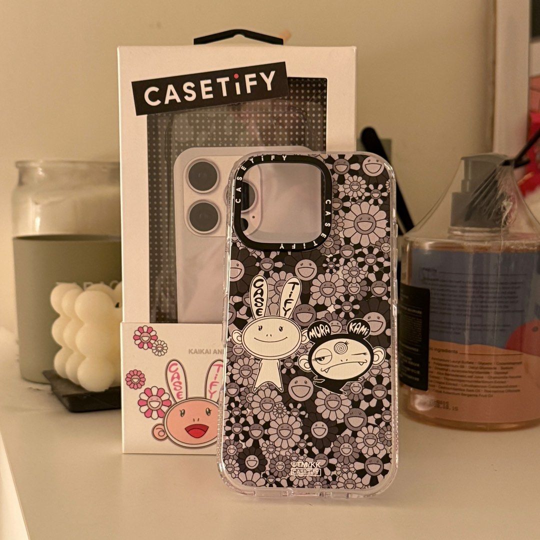 村上隆casetify聯名手機殼iphone 16pro, 手機及配件, 其他在旋轉拍賣