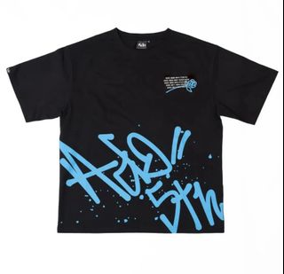 Ado Roses Pose T-Shirt 美國hot topic合作tee, 興趣及遊戲