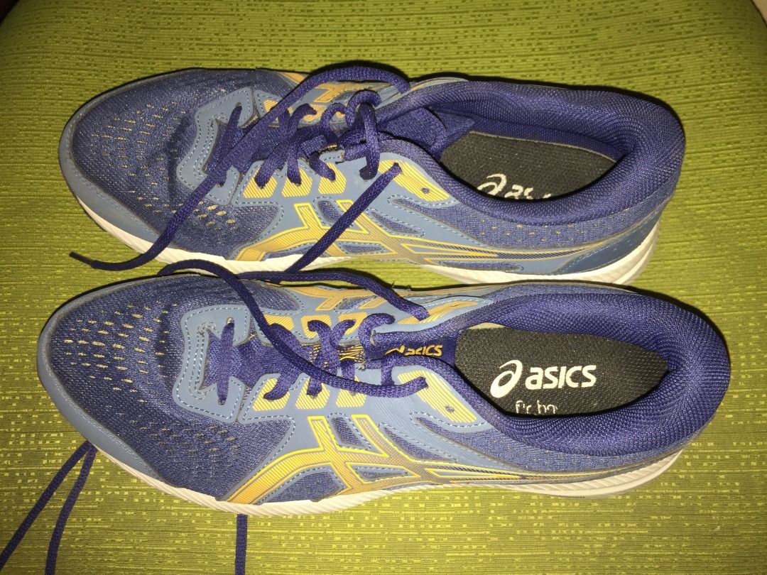 ASICS GEL CONTENDER 8 (NEGOTIABLE) (Category: Sneakers) located in Rizal. Submitted by edessonreal1124 (Listing ID 1390570266, Image 2). Description: ASICS GEL CONTENDER 8 100% original from AUS Used Twice rfs: nastock nalang di na nagagamit still very clean no issue Message me for the PRICE AND DETAILS Can do meet up if you live close by (Antipolo Loc) 📌LBC OR J&T [PAYMENT FIRST THROUGH GCASH OR PAYMAYA] 📌LALAMOVE, ANGKAS DELIVERY OR MOVEIT DE