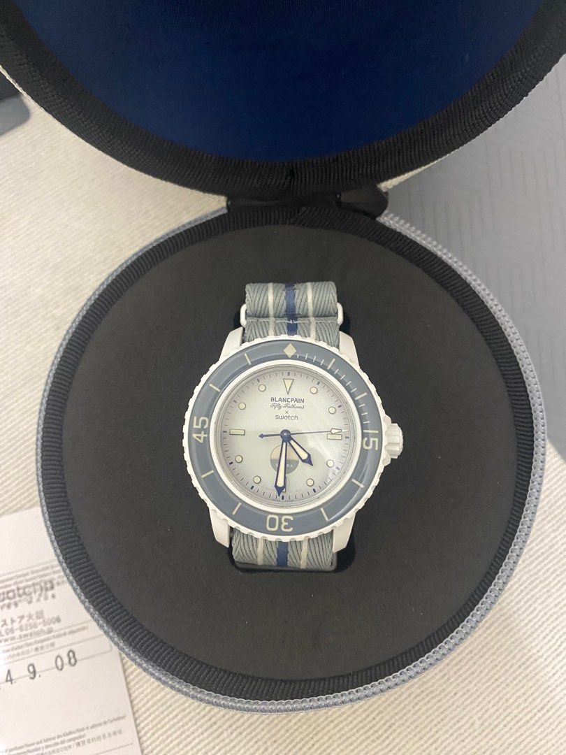 Blancpain x Swatch “Antartic Ocean” (Category: Men's Watches) located in Muntinlupa City. Submitted by angelo_0613 (Listing ID 1390518854, Image 2). Description: Blancpain x Swatch “Antartic Ocean” Complete (Box, Manuals, Hard case) No issues 25k Slightly Negotiable .