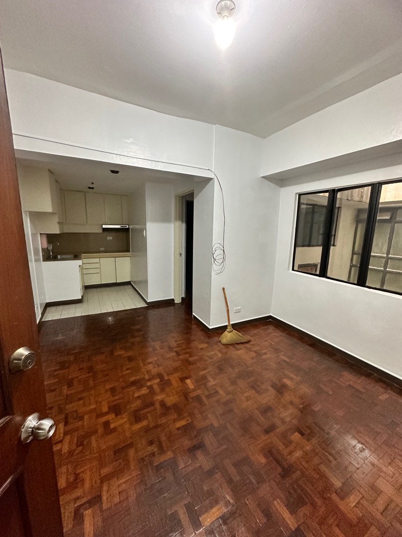 (Category: ) located in . Submitted by madamchi (Listing ID 1390552293, Image 1). Description: .