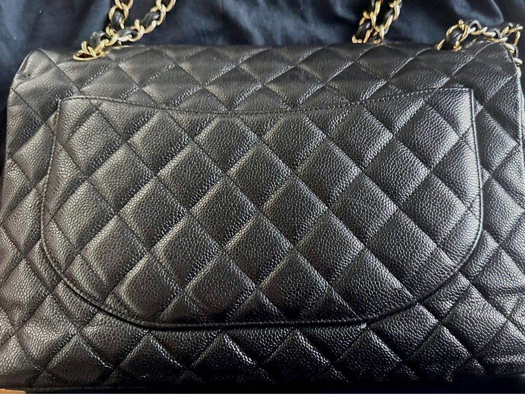Classic Maxi Flap Caviar 13x (Category: Luxury Bags & Wallets) located in Taguig. Submitted by timelesstotesph (Listing ID 1390479612, Image 2). Description: With dustbag and entrupy Signs of wear and use but still good for everyday wear Caviar leather .