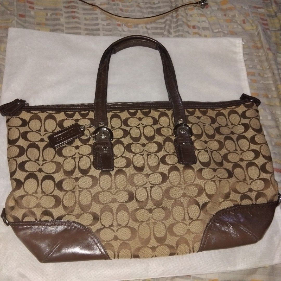 Coach bags sale (Category: Shoulder Bags) located in Mandaue City. Submitted by vlard21 (Listing ID 1390429631, Image 3). Description: .