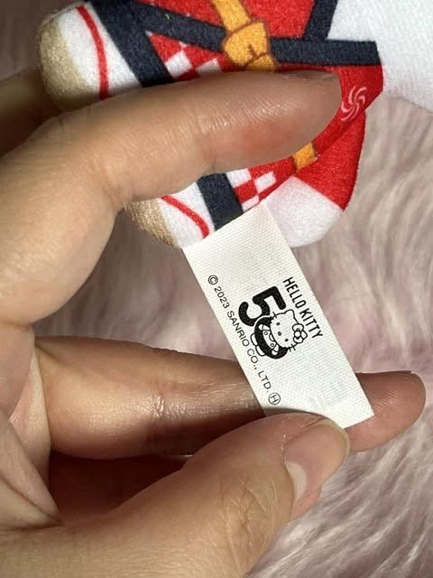 Hello Kitty Plush Charm (Category: Plushies & Soft Toys) located in Bocaue. Submitted by ekaaam (Listing ID 1390592356, Image 3). Description: WYSIWYG Please manage your expectation as this is already 2nd hand.