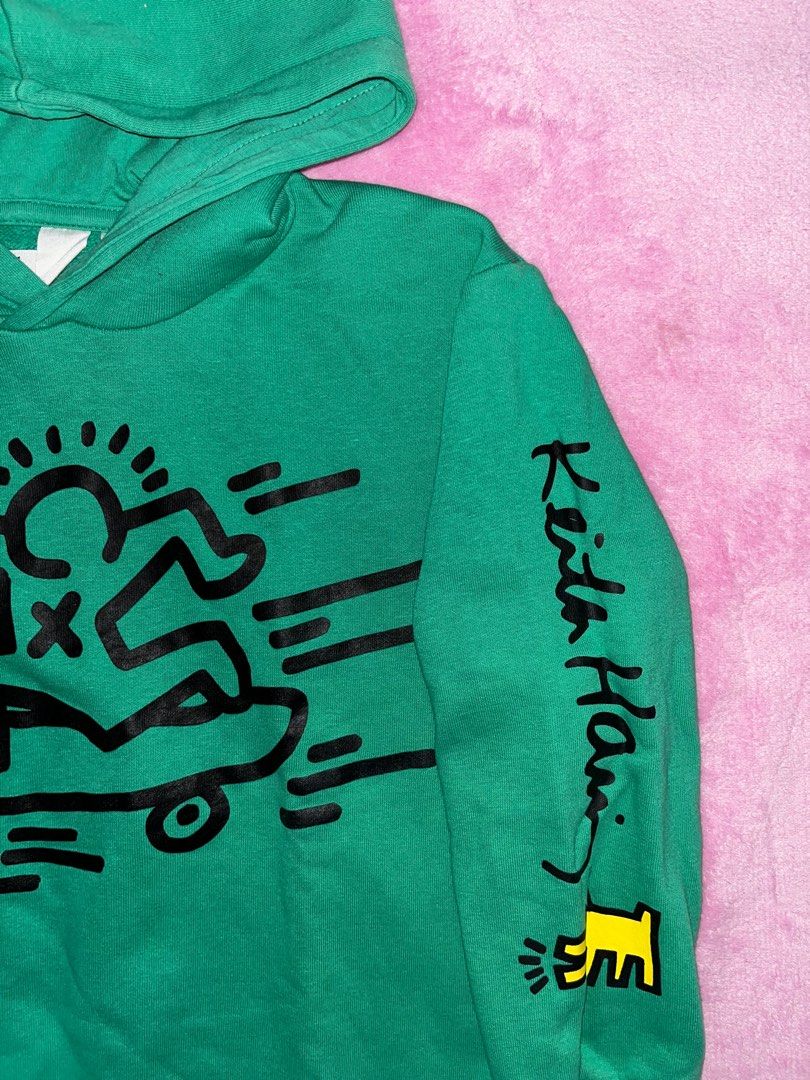 H&M Keith Haring Hoodie (Category: Babies & Kids Fashion) located in San Fernando. Submitted by helloaiani (Listing ID 1390590867, Image 2). Description: H&M Keith Haring Hoodie for Kids 🌸Good for sizes 6-8 yrs old (still see pic as ref) 🌸Still in great condition .