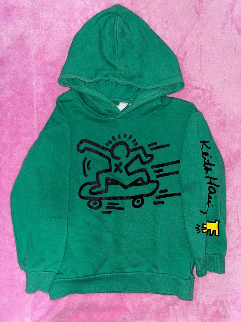 H&M Keith Haring Hoodie (Category: Babies & Kids Fashion) located in San Fernando. Submitted by helloaiani (Listing ID 1390590867, Image 1). Description: H&M Keith Haring Hoodie for Kids 🌸Good for sizes 6-8 yrs old (still see pic as ref) 🌸Still in great condition .