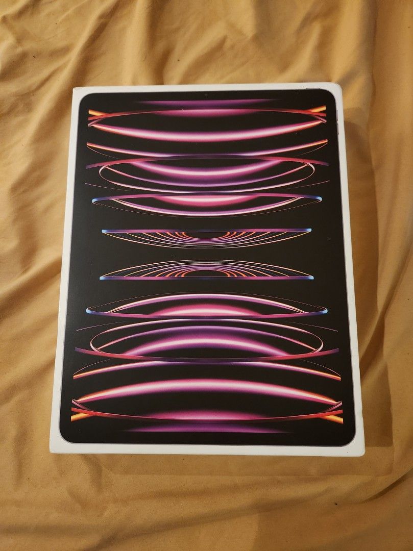 iPad Pro 13 6th Gen M2 128 GB Space Gray (Category: iPad) located in Quezon City. Submitted by thehesitantonlineseller (Listing ID 1389670128, Image 2). Description: ITEMS ARE AVAILABLE UNITIL INDICATED AS SOLD. PLEASE READ THE WHOLE POST TO AVOID ANY CONFUSION. NOTE: This is a payment first item. Taglish ko na for so everyone can understand: The item is currently pawned. Someone made a deal and told me bibilhin nya yung unit. I claimed the unit 