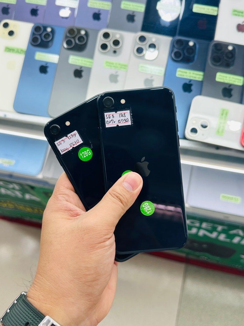 Iphone SE 2022 128GB no issues Openline 100BH (Category: iPhone SE Series) located in San Juan City. Submitted by najihahtelecomshop2018 (Listing ID 1390573036, Image 3). Description: Legit Store | Original unit FOR SALE | TRADE / SWAP ▫️INSTALLMENT thru: 🔸Credit Card (straight / installment) 🔸Ggives / Gcredit + 6% interest 🔸Spay Later + 6% interest (RFS: Buy and Sell any kinds of Gadgets) Description: iPhone SE 2022 128GB ( other GB are also 