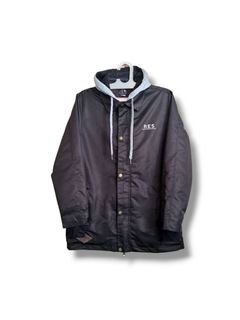 (Kategori: ) berada di . Dikirim oleh digoshop (ID iklan 1390422085, Gambar 1). Deskripsi: .