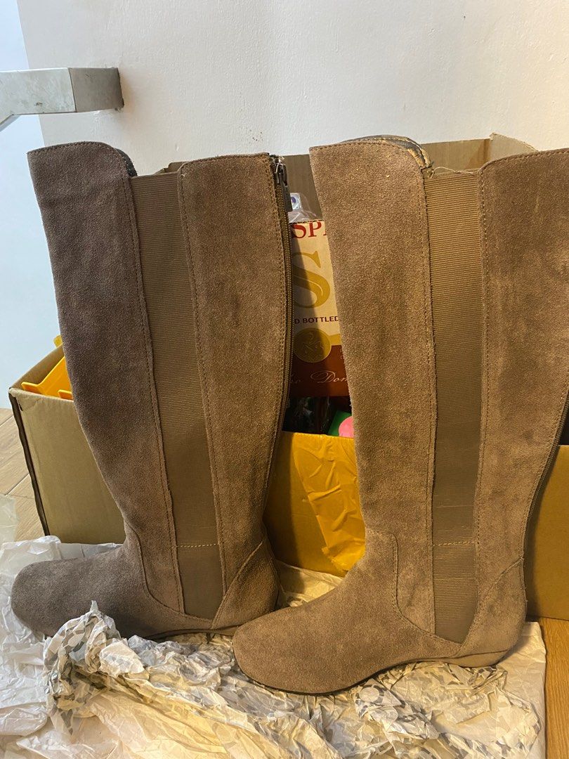 Kenneth Cole Reaction Suede Knee-High Boots – Size 6.5 (US) / 37 (EU) (Category: Boots) located in Cavite. Submitted by toy_trinkets (Listing ID 1390522772, Image 1). Description: Negotiable price Brand: Kenneth Cole Reaction Material: Leather upper (suede), textile lining, man-made sole Color: Taupe/Brown (neutral shade) Size: US 6.5 / EU 37 / UK 4.5 / MEX 4 Condition: Brand new without box, Side zipper for easy wear, flat sole for comfort.