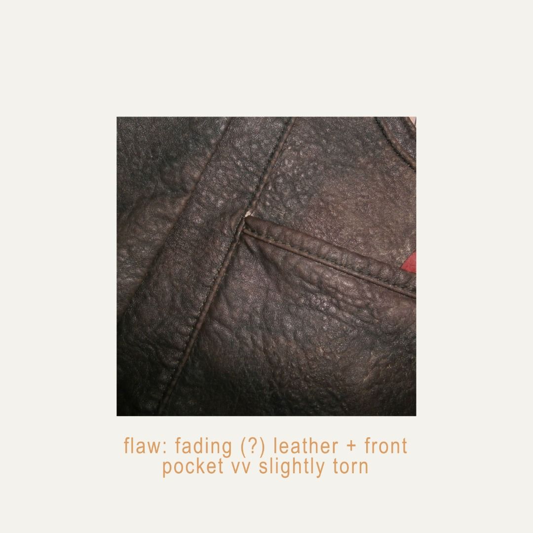 [free claim] leather tote bag (Category: Tote Bags) located in Mandaluyong City. Submitted by raekartz (Listing ID 1390547609, Image 3). Description: - thrifted for ₱250, but giving it away na lang ! (decluttering) - can fit a lot of your belongings including 12 ½ inch laptop though only upright + hindi nakasara issues: see pics, needs cleaning, conditioning, and polishing of hardware length: 11 in height: 12 in width: 6 in drop: 10 in dm for mor