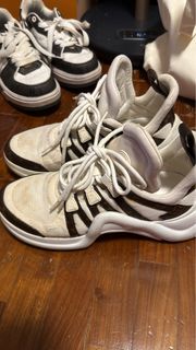 (Category: ) located in . Submitted by boy989898 (Listing ID 1390583500, Image 1). Description: .