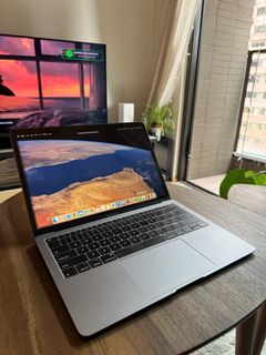 MacBook Air 13-inch 2019