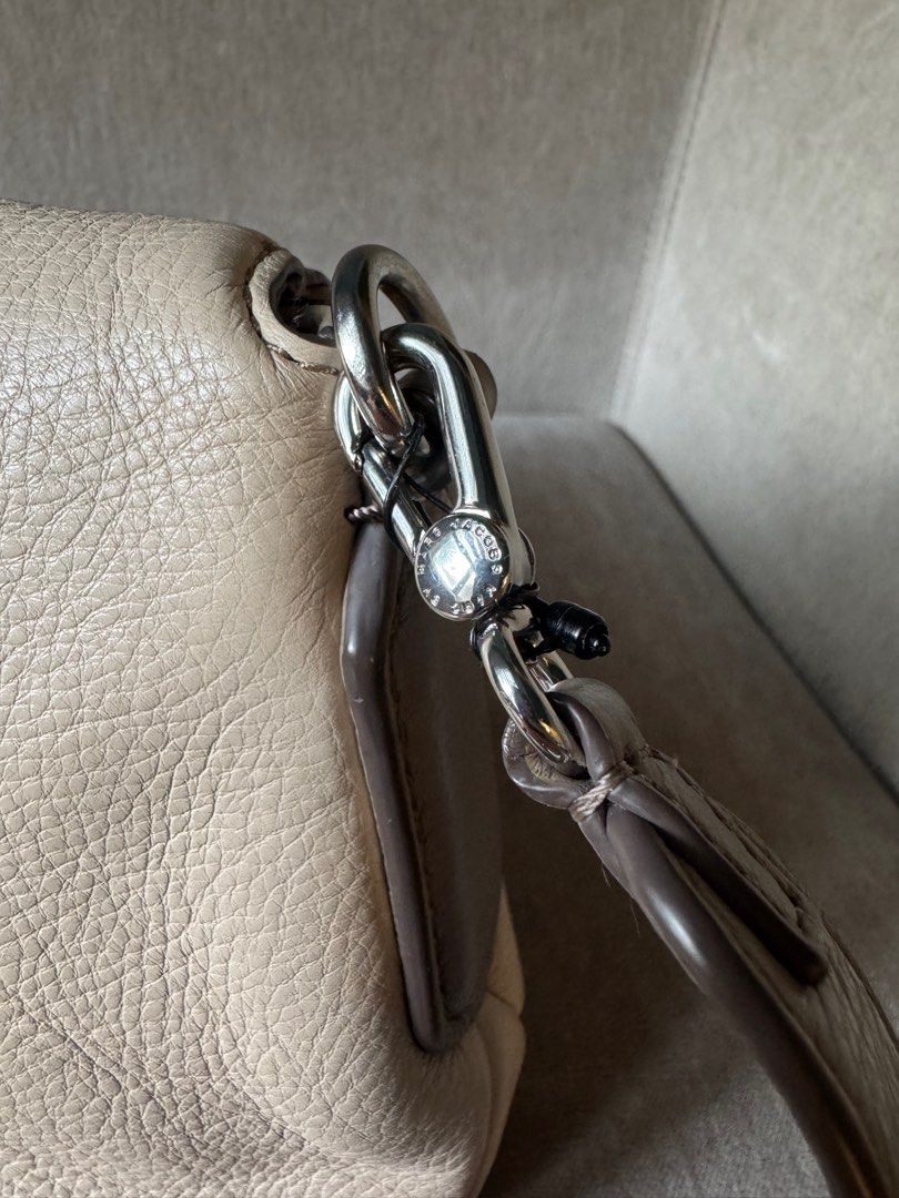 Marc by Marc Jacobs Mini Natasha Bag - Nude (Category: Cross-body Bags) located in Quezon City. Submitted by smt00 (Listing ID 1390440422, Image 3). Description: 100% leather construction with zip pocket flap and long cross body strap. Lightweight and compact. Great travel bag with secret / safety zip compartment. Dimensions: H:18 x W:29 x D:7cm Bought for $185 (P10,600) Selling P5,500 - negotiable .