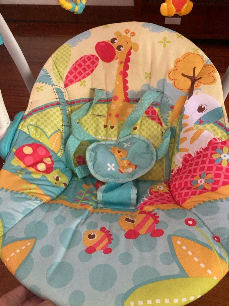Mastela Deluxe Portable Swing (Category: Infant Playtime) located in Muntinlupa City. Submitted by itsrosecloset (Listing ID 1390424678, Image 3). Description: Used few times only It comes with battery operated music but never tried Bought it for 4k selling only for 1,500.