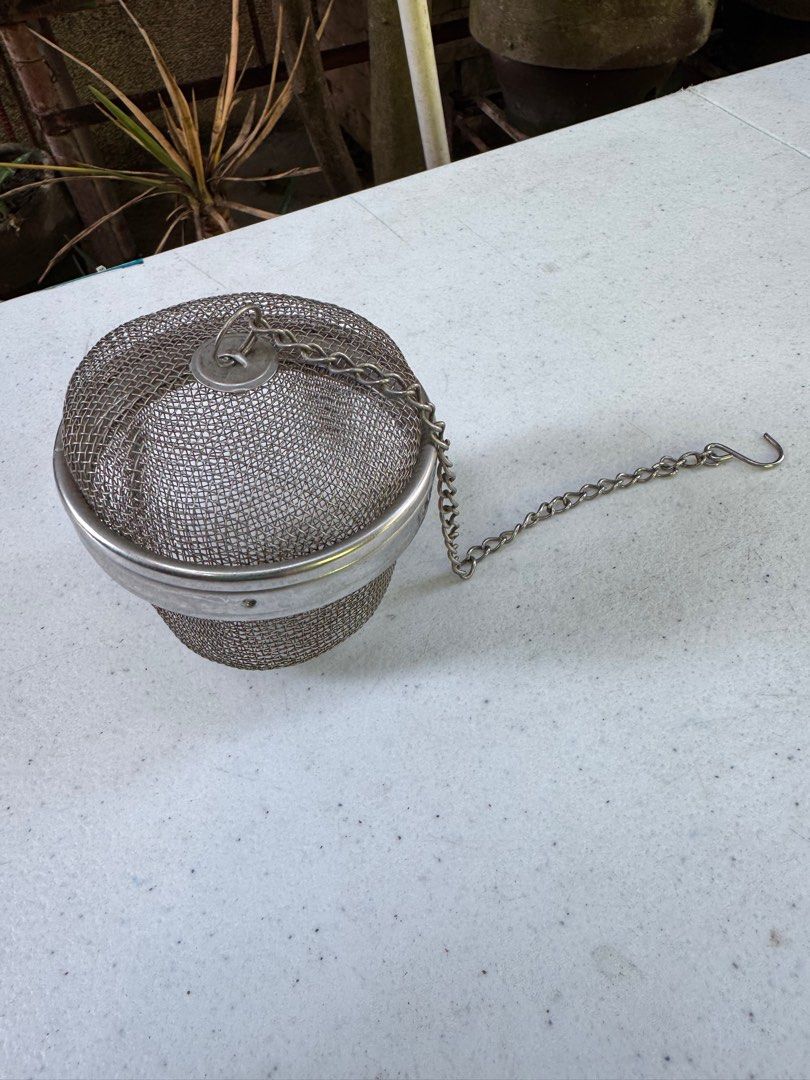 One piece ball strainer (Category: Coffee & Tea Tableware) located in Davao. Submitted by parteawares2 (Listing ID 1390422239, Image 3). Description: One piece ball strainer this is perfect for your loose leaf tea and when you are cooking when you don’t want to strain your spices together with your preferred meat this is perfect .