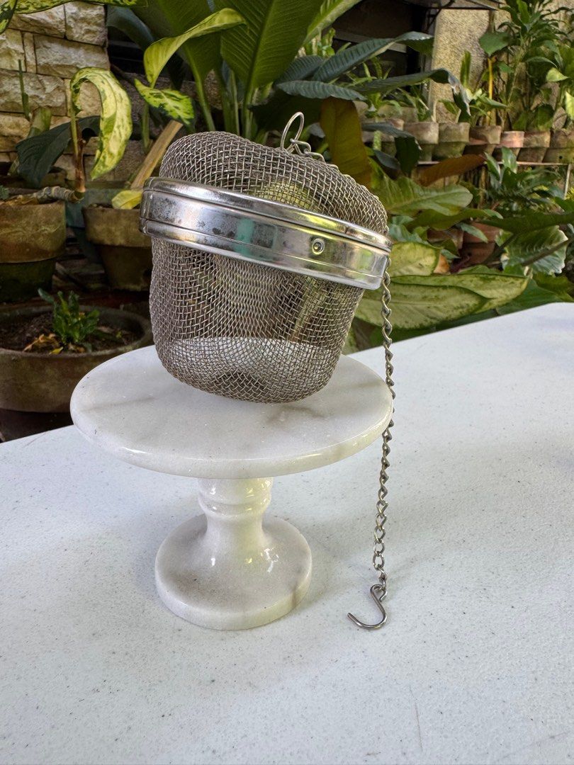 One piece ball strainer (Category: Coffee & Tea Tableware) located in Davao. Submitted by parteawares2 (Listing ID 1390422239, Image 2). Description: One piece ball strainer this is perfect for your loose leaf tea and when you are cooking when you don’t want to strain your spices together with your preferred meat this is perfect .
