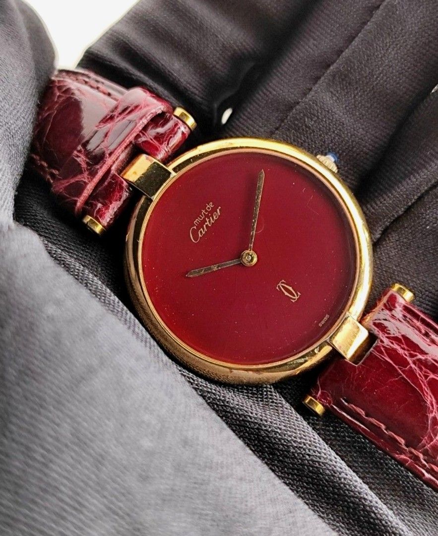 Original Must De Cartier Vendome (Category: Luxury Watches) located in San Juan City. Submitted by exclusivelyours (Listing ID 1390439745, Image 3). Description: Description of the watch posted in the last photo. PM if interested 😊.