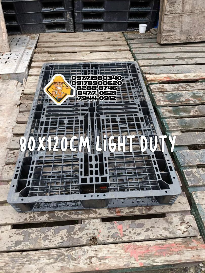 plastic pallet slightly used (Category: Construction & Building Materials) located in Marikina City. Submitted by irene.00999 (Listing ID 1390444713, Image 1). Description: light duty pallet 80x120 cm .