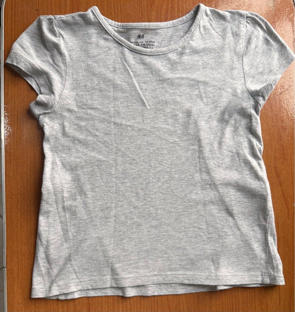 Preloved: OLD NAVY PANTS + H&M SHIRT (Category: Babies & Kids Fashion) located in Makati City. Submitted by amrojo (Listing ID 1390520832, Image 2). Description: 💡Decluttering my LO’s outgrown things. 💡 Makati location, for pickup. 💡 Payment via Gcash, no COD. Preloved (used but not abused), sold as pack. - Old Navy Ballerina Pants, size 4A (can fit 4-6 petite), PHP 250 if purchased alone. - H&M Gray Tee, size 4-6, PHP 100 if purchased alone..