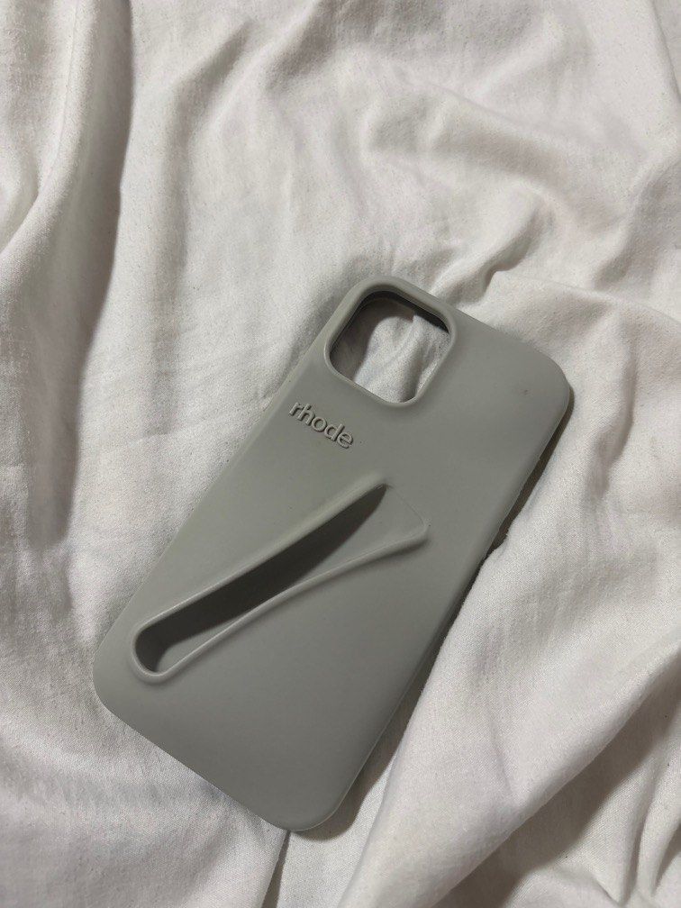 RHODE CASE 15plus (Category: Cases & Sleeves) located in Quezon City. Submitted by declutteringgz (Listing ID 1390496498, Image 1). Description: not 15plus user anymore .