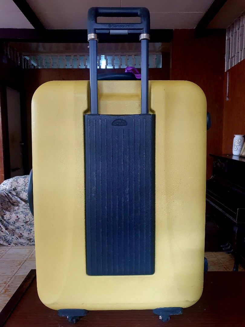 Samsonite hard case luggage size XL (Category: Announcements) located in Cebu City. Submitted by beebums (Listing ID 1390415247, Image 3). Description: used samsonite luggage still very nice. wheels and handles are functioning very well. made in japan.