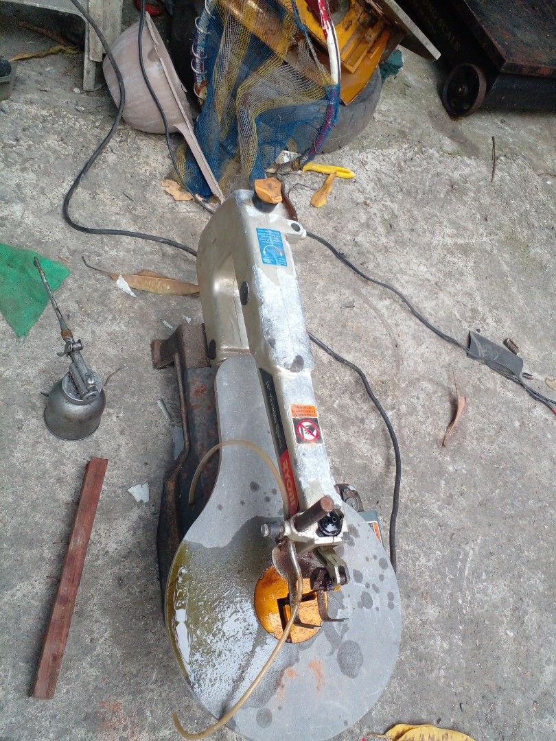 SCROLL SAW FOR SALE (Category: Construction Tools & Equipment) located in Quezon City. Submitted by madelrivera (Listing ID 1390428647, Image 2). Description: SCROLL SAW FOR SALE 5K LOCATION CARLOS EXTENSION SAN BARTOLOME NOVA QC.