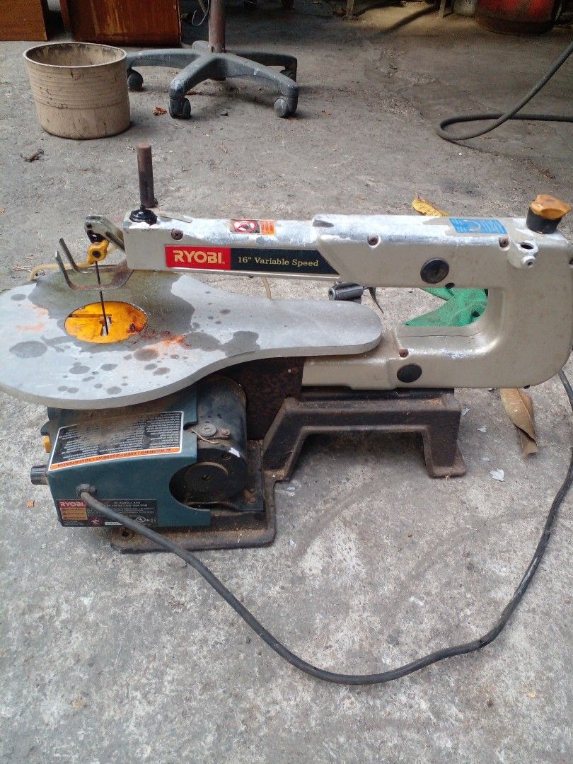 SCROLL SAW FOR SALE (Category: Construction Tools & Equipment) located in Quezon City. Submitted by madelrivera (Listing ID 1390428647, Image 1). Description: SCROLL SAW FOR SALE 5K LOCATION CARLOS EXTENSION SAN BARTOLOME NOVA QC.
