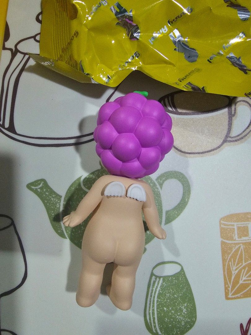 Sonny Angel mini figure [fruit series - grape] (Category: Designer & Blind Box Toys) located in Las Pinas. Submitted by gl3nndita (Listing ID 1390521809, Image 3). Description: Dreams Original Open box, open foil.