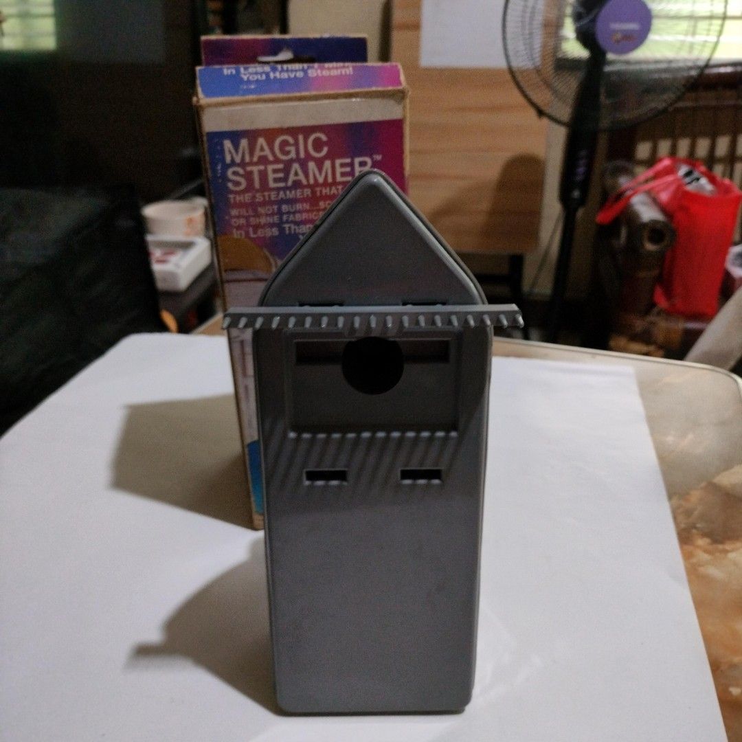 Steam Iron (Category: Cleaning Tools & Supplies) located in Pasig City. Submitted by hapibibiness (Listing ID 1390543264, Image 2). Description: Steam clothes iron comes with a detachable brush Good working condition RFS fund raising.