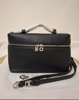 (Kategori: ) berada di . Dikirim oleh dewique (ID iklan 1390488421, Gambar 1). Deskripsi: .