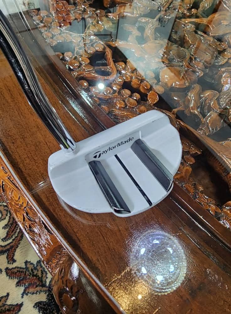 TaylorMade Raylor Ghost Golf Putter (Category: Golf) located in Paranaque City. Submitted by chips24 (Listing ID 1390426433, Image 3). Description: For Sale Taylor Made Raylor Ghost L34½ semi mallet putter for only 2.8k pick up Bf Paranaque free shipping within MM..