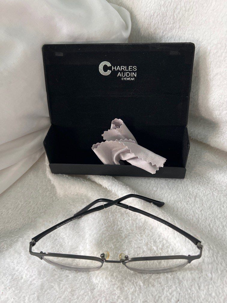 SELLING LOW Transitions Gen S Amethyst tint (Category: Sunglasses & Eyewear) located in Manila. Submitted by ginibib (Listing ID 1390419832, Image 2). Description: Location: Bolinao Pangasinan I am selling my preloved prescription eyeglasses. Original price was ₱18,900. You can haggle reasonably but Please no low ballers. Reason for selling: not my prescription anymore. SPECIFICS: frame- authentic Charles Audin (condition 10/10) Lens- aunthentic 