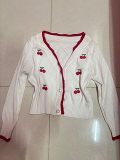 (Kategori: ) berada di . Dikirim oleh abouthispreloved (ID iklan 1390599109, Gambar 1). Deskripsi: .