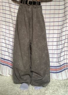 (Category: ) located in . Submitted by wheinyy (Listing ID 1390538643, Image 1). Description: .