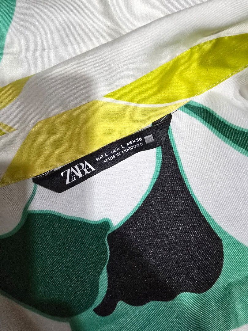 Zara pucci print abstract pajama top (Category: Blouses) located in Candelaria. Submitted by etalagefai94148 (Listing ID 1390426754, Image 3). Description: .