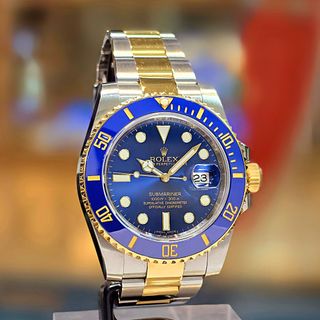 (Category: ) located in . Submitted by davidofftimepieces (Listing ID 1395646493, Image 1). Description: .