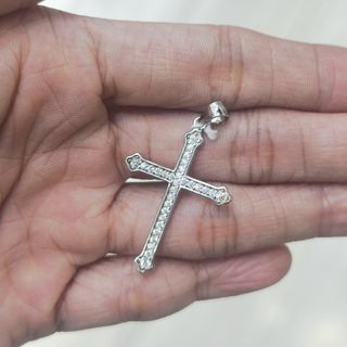 Single Pendant 925 Sterling Silver CZ Cross Pendant 
Rhodium White gold colour
(❌ Without Chain ❌不配鏈) 
925純銀立方氧化鋯十字架吊墜 鍍銠白金色 花形 單吊墜64203804354561110