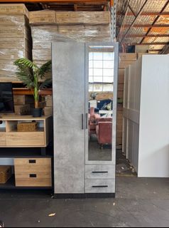 (Category: ) located in . Submitted by priceworthfurniture (Listing ID 1395730220, Image 1). Description: .