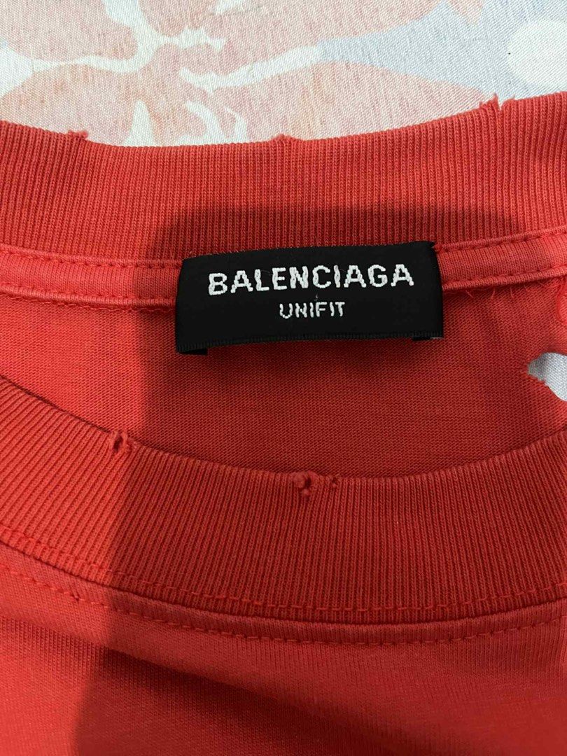 Balenciaga distressed shirt (Category: Luxury Apparel) located in Bacoor. Submitted by jampong0724 (Listing ID 1395562164, Image 3). Description: .