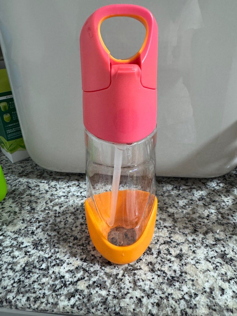 b.box Tritan Bottle 450ml (Category: Weaning & Toddler Feeding) located in Cabanatuan. Submitted by jncrsdnz (Listing ID 1395653172, Image 2). Description: - b.box Tritan bottle - 450ml capacity - Stylish pink and orange color scheme - Includes a convenient straw - Easy-carry handle - Flip-top lid for hygiene.