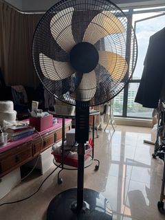 (Category: ) located in . Submitted by sihuag (Listing ID 1395597267, Image 1). Description: .