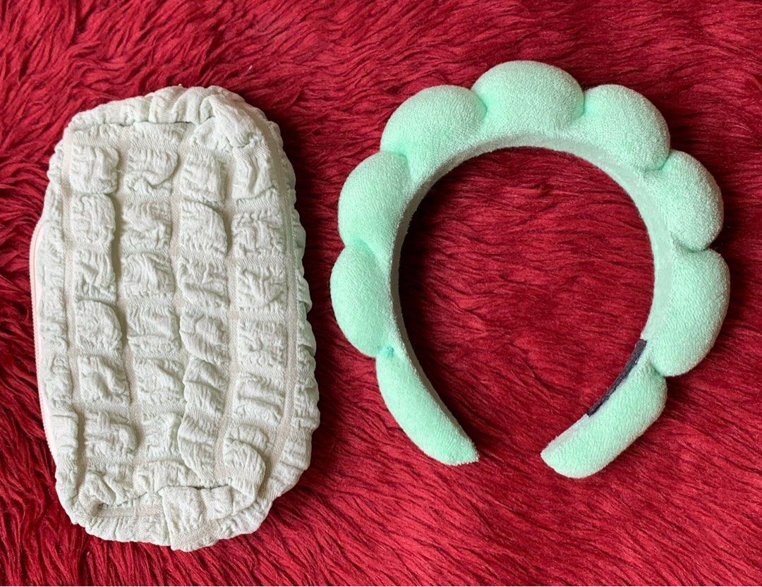 Bubble headband & Bubble pouch set (Mint green) (Category: Face Care) located in Quezon City. Submitted by jaianaapura (Listing ID 1395597536, Image 1). Description: Open for wholesale and bulk orders good for corporate giveaways and personal use Dm me for fast transactions! Location: Project 4 cubao qc. .