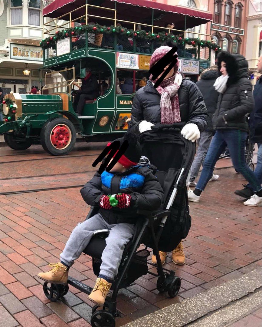 Chicco Ohlala Stroller 3 (Category: Strollers) located in Las Pinas. Submitted by babyandmomstuffs (Listing ID 1395589244, Image 3). Description: - Chicco Ohlala 3 Stroller - Lightweight and compact design - Sleek black canopy, seat, and frame - Features a safety harness - Includes a convenient storage basket - Ideal for travel and daily use 12k original price.