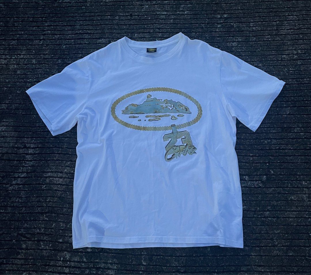 Corteiz x Central Cee (Off) (Category: Tshirts & Polo Shirts ) located in Manila. Submitted by theantiquaph (Listing ID 1395576602, Image 1). Description: - 23x29 fit to XL - No flaws - 9/10 - 500 Color may vary due to lightings #antiquavail #theantiquaph #thrifts #thrift #corteiz.