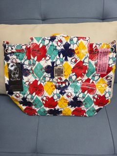 （分類：）位於 。 由 knightka 提交（商品編號 1395633364，圖片 1）。簡介： 。