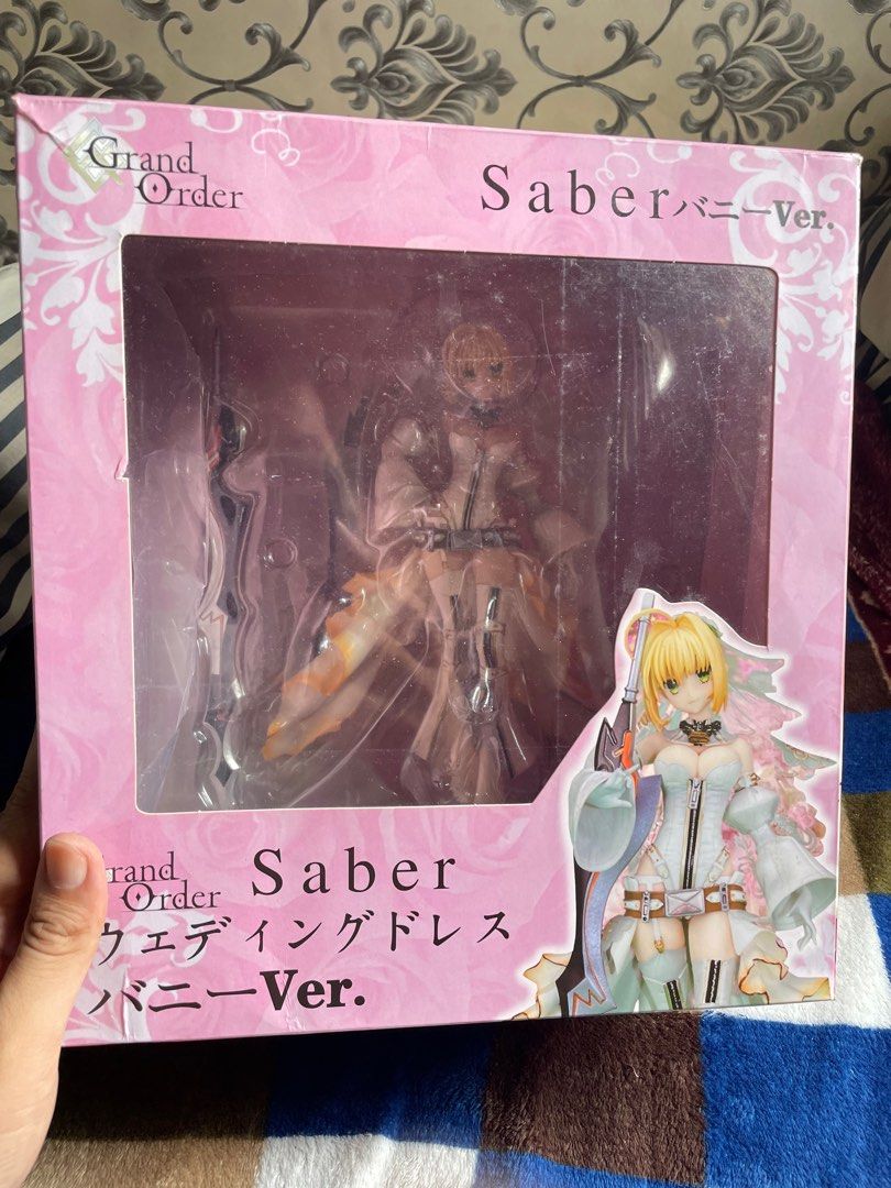 Fate / Grand Order Saber Nero Bride (Category: Figurines & Statues) located in Tiaong. Submitted by pengdwin (Listing ID 1395604713, Image 2). Description: - Bootleg - Includes base and large sword - Back in box Rfs: Decluttering .