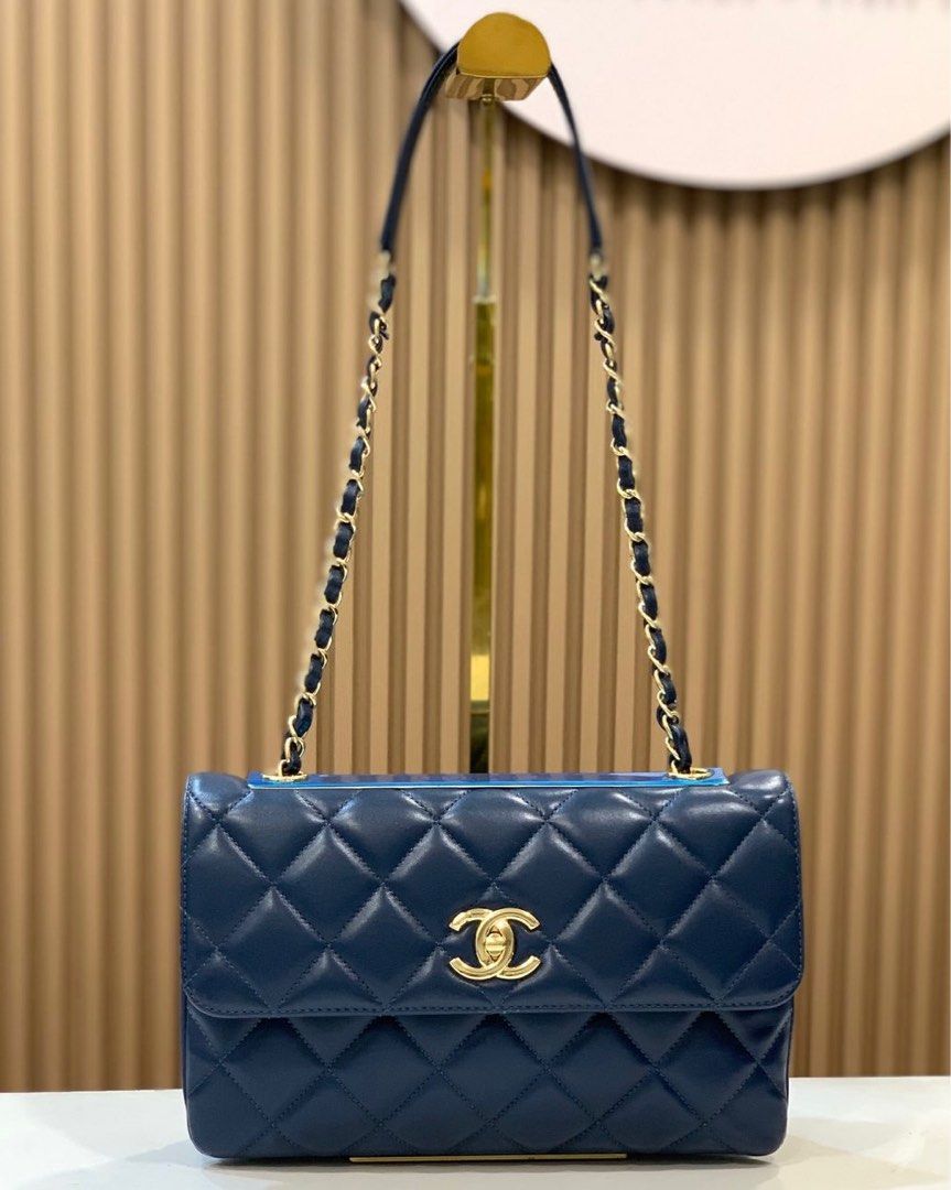 Good Cond Chanel Trendy cc shoulder bag lambskin navy ghw With Db,  box, holo, card, booklet