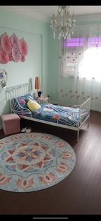 (Category: ) located in . Submitted by nora987 (Listing ID 1395566878, Image 1). Description: .