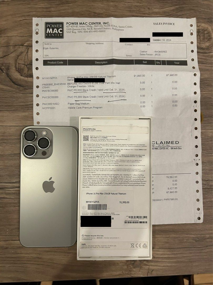 Iphone 16 Pro Max 256 GB Natural Titanium (Category: iPhone 16 Series) located in Quezon City. Submitted by gutchiebb (Listing ID 1395692324, Image 2). Description: Iphone 16 Pro Max 256 GB Natural Titanium Limited Warranty (October 17, 2025) 96% Battery Health 100% Smooth Purchased from Powermac w/ receipt & box (can include cable but medyo madumi na) This is a personal and lady-owned phone. NOT AN IPHONE SELLER❗️ rfs: upgrade.